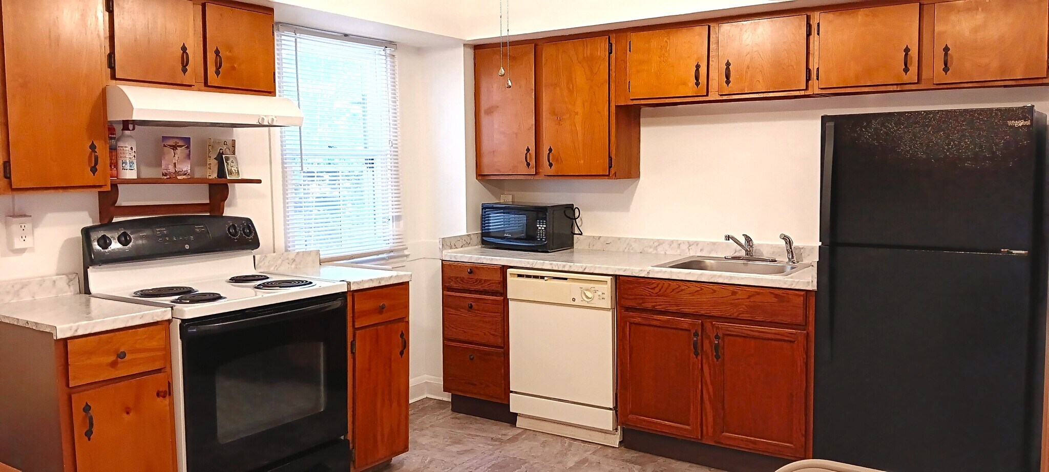 Apt 2 - 1017 Hollins St