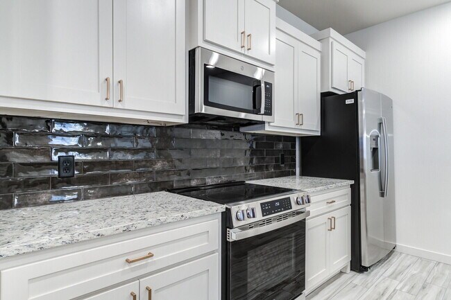 Building Photo - 7052 41st St