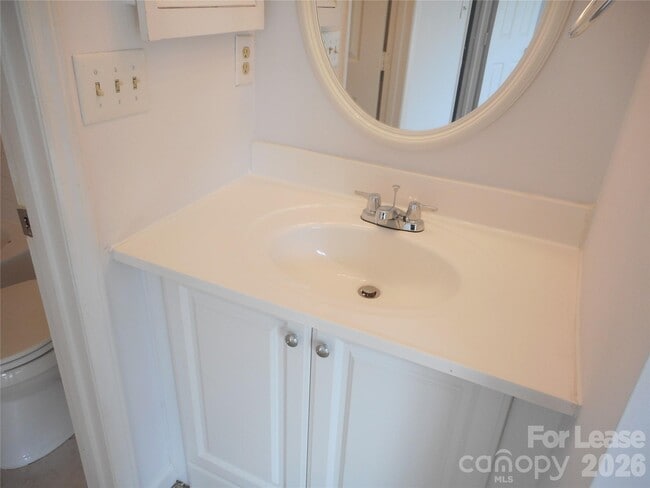 Building Photo - 8235 Circle Tree Ln