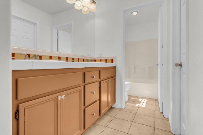 Building Photo - 8798 Nozay Ln