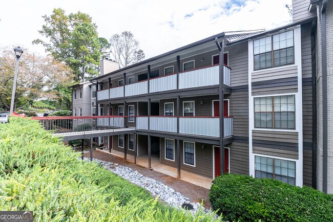 Building Photo - 2330 Cobb Pkwy SE