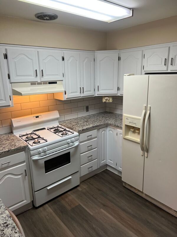 Building Photo - 2129 S Delaware Ave