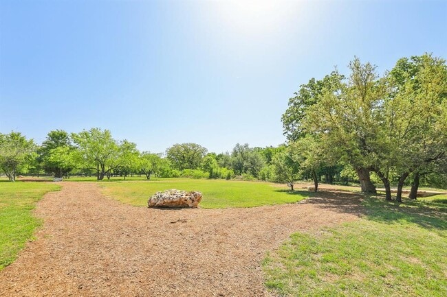 Building Photo - 108 Bright Star Ln