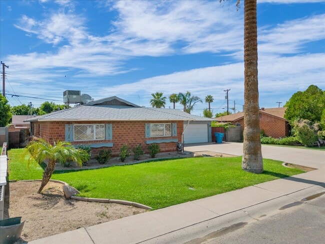 Primary Photo - 3619 W Stella Ln