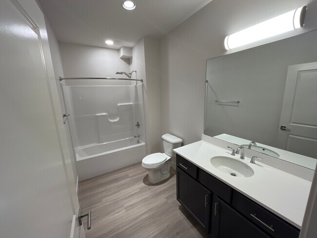 Building Photo - Reserve Arcola 3bd/2ba First Floor Unit