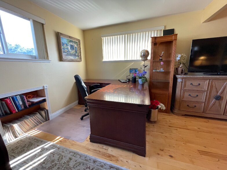 Building Photo - 3127 Stonybrook Dr