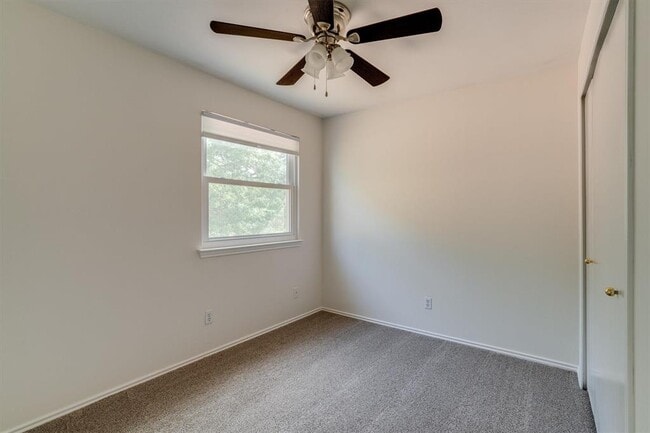 Building Photo - 13030 Staton Dr