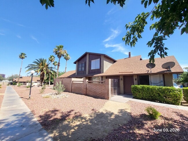 Building Photo - 4456 Buena Vista Dr