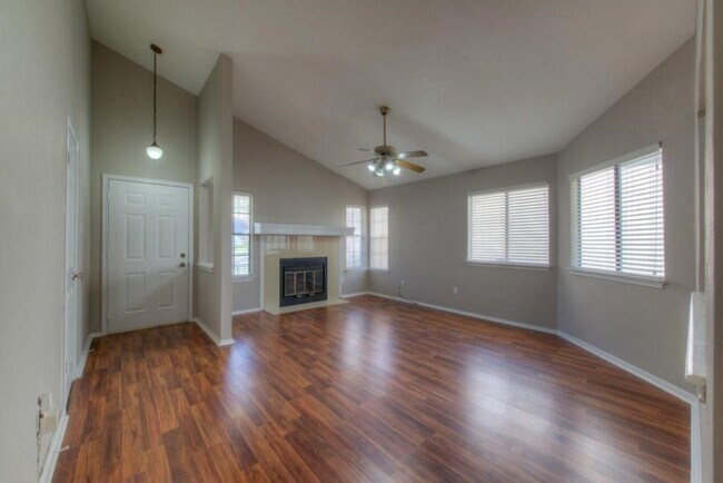Building Photo - 11617 Pearwood Pl