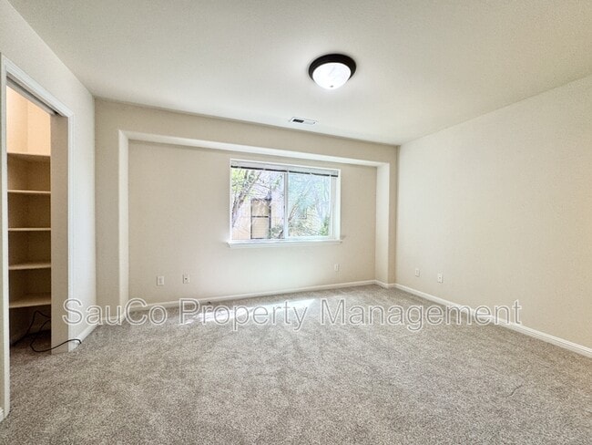 Building Photo - 2858 SW Tranquility Terrace