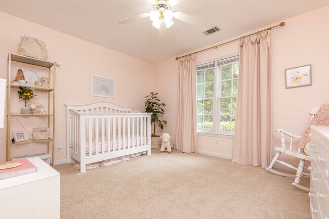 Building Photo - 630 Georgian Hills Dr