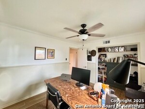 Building Photo - 903 Mount Perkins