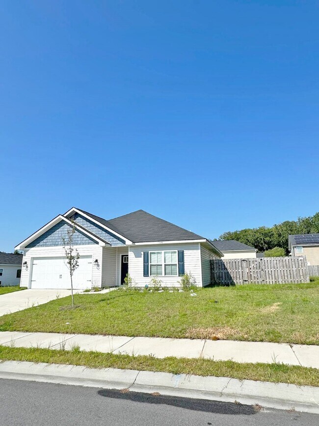 Building Photo - 158 Stout Ln