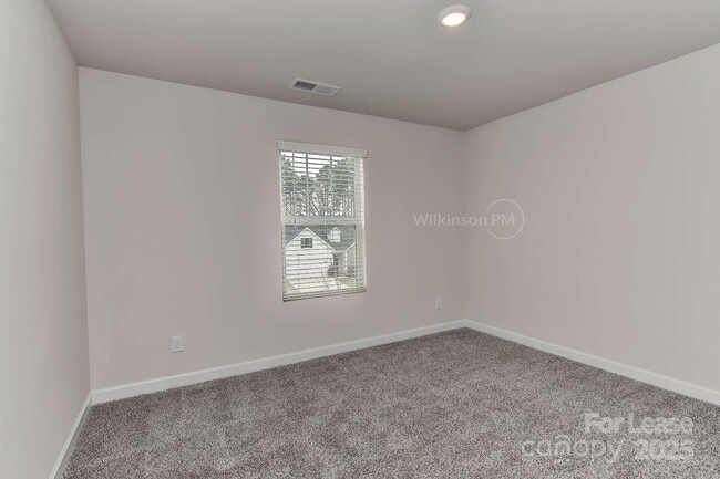 Building Photo - 4104 Armstrong Farm Dr