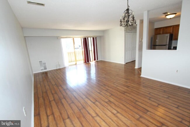 Building Photo - 2315 Aspen Dr