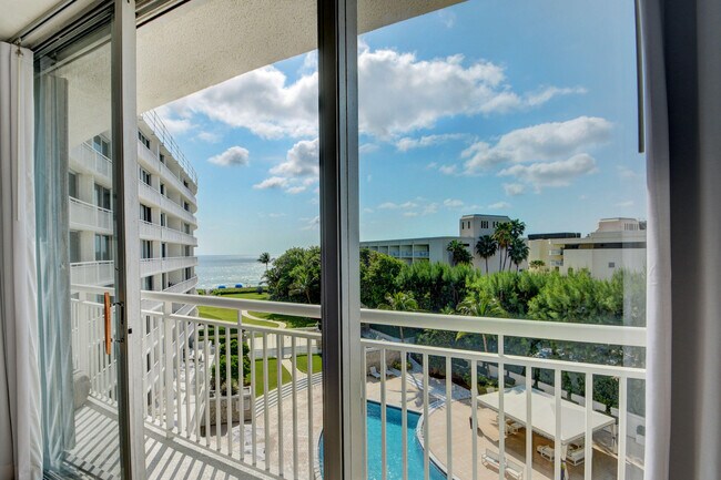 Building Photo - 2780 S Ocean Blvd