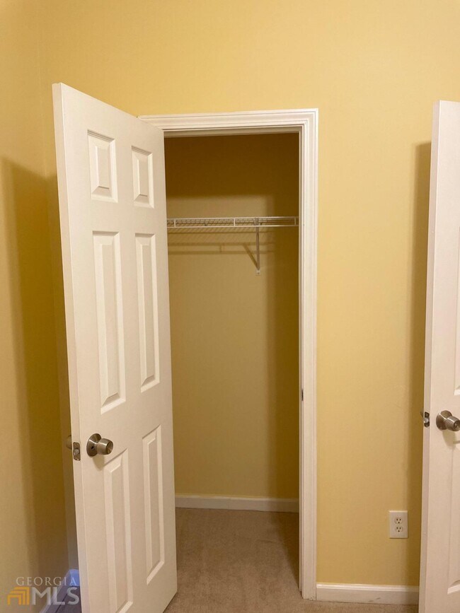 Building Photo - 237 Timber Wolf Trail