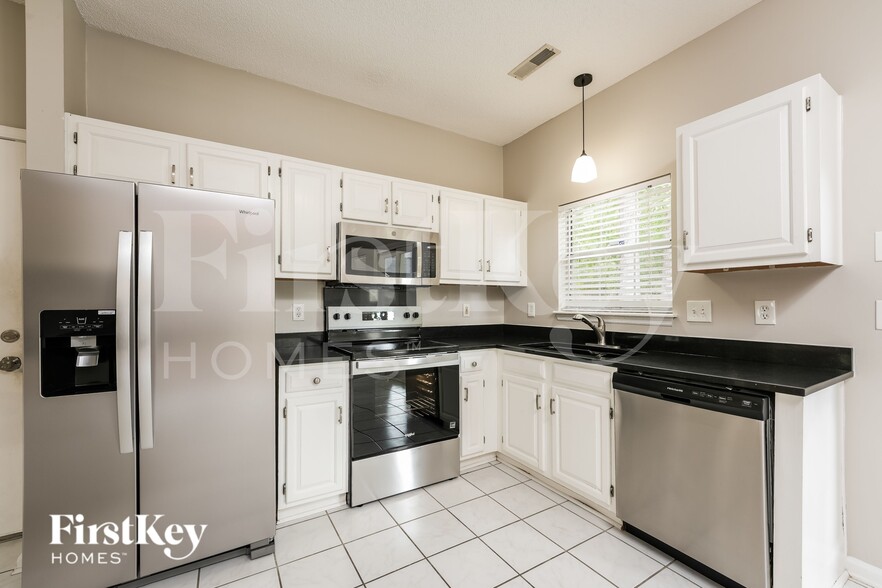 Building Photo - 103 Monsarret Ln