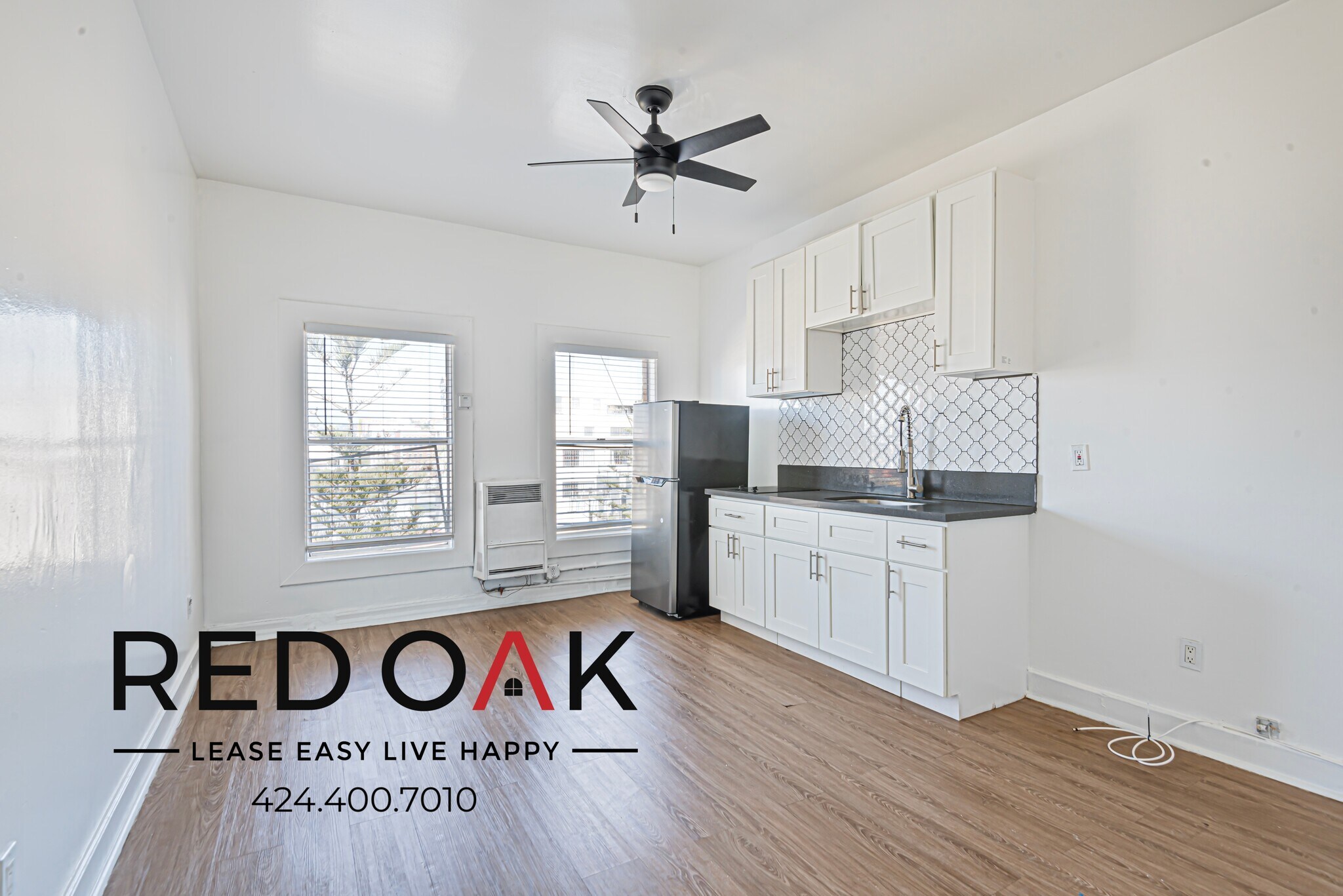 Building Photo - 744 Beacon Ave