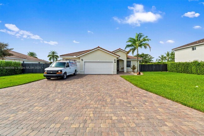 Primary Photo - 12750 SW 225th St