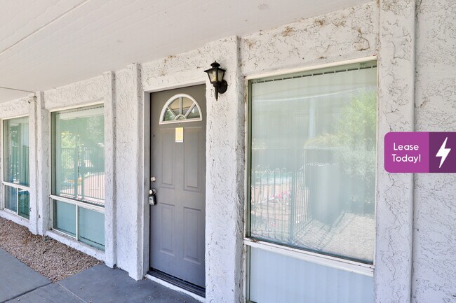 Primary Photo - 425 E Brown Rd