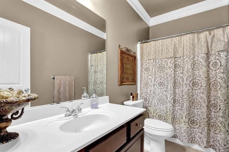 Building Photo - 4960 Wilshire Crossing