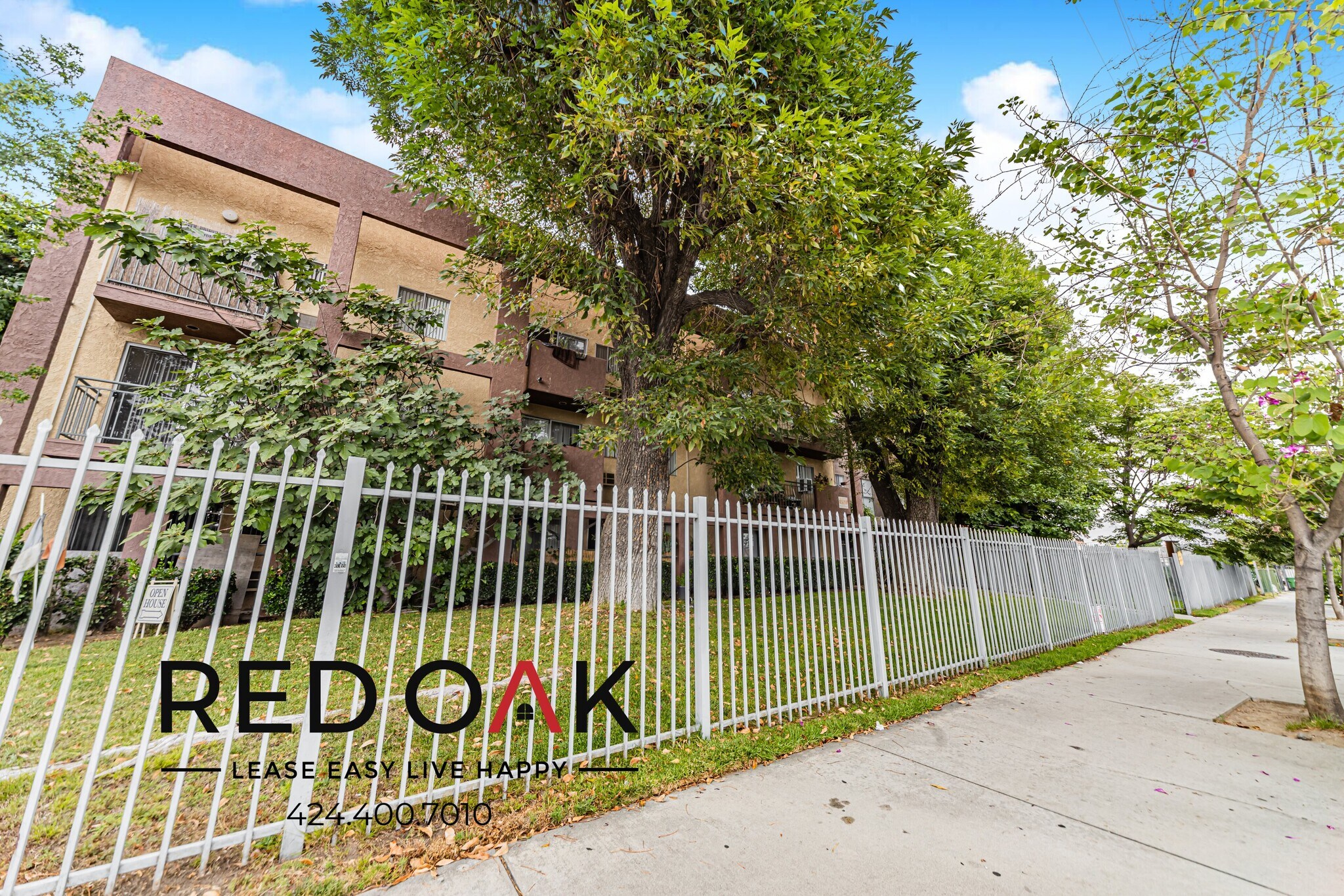Building Photo - 6660 Vineland Ave