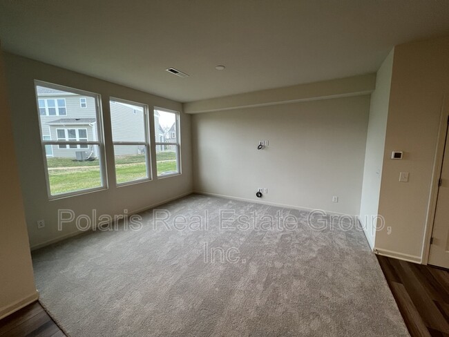 Building Photo - 14250 Tenbury Way