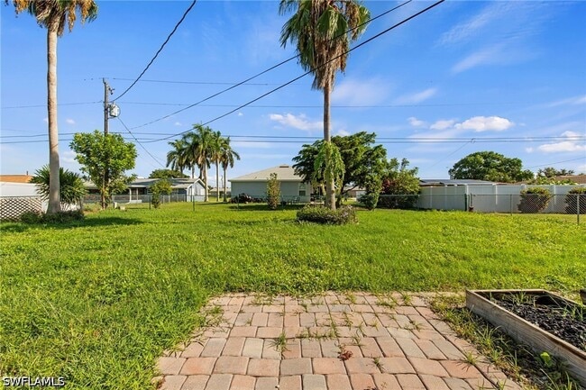 Building Photo - 1211 SE 34th St