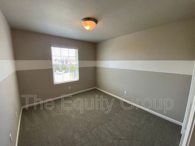 Building Photo - 3461 Alcove Way