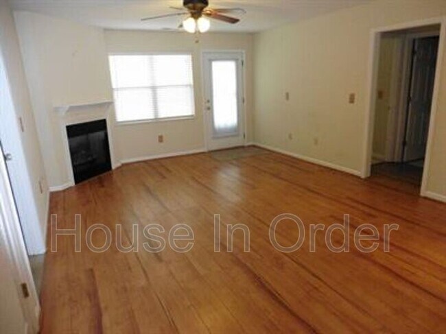Building Photo - 104 Olde Covington Way