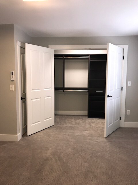 Large Bdrm closet - 626 S Main St