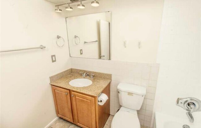 Building Photo - 4355 Maryland Ave