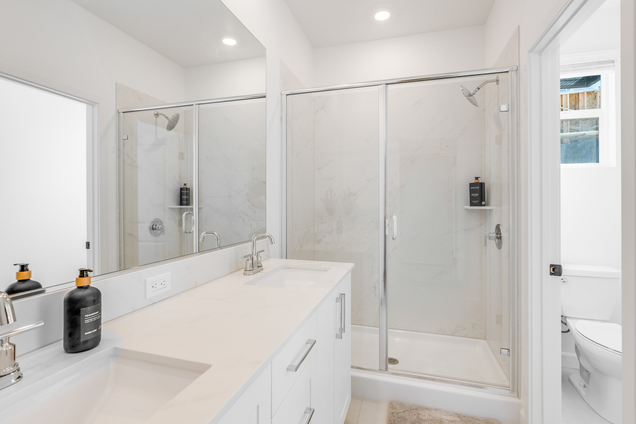 Building Photo - 414 Caliper Way