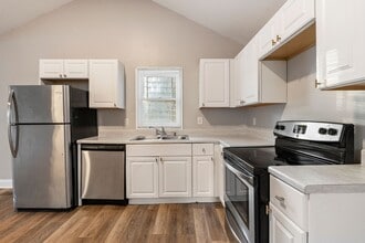Building Photo - We Bringing Affordable Back - Intown Living - Voucher Approved!