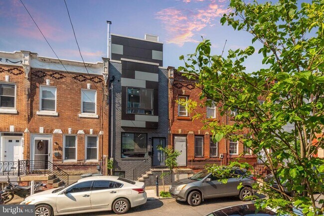 Building Photo - 2935 Master St