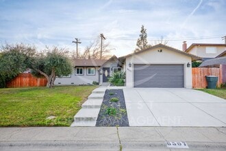 Building Photo - Updated 3-Bedroom Home in Foothill Farms