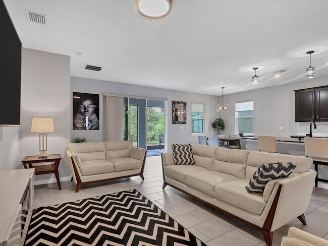 Building Photo - 17605 Cantarina Cove