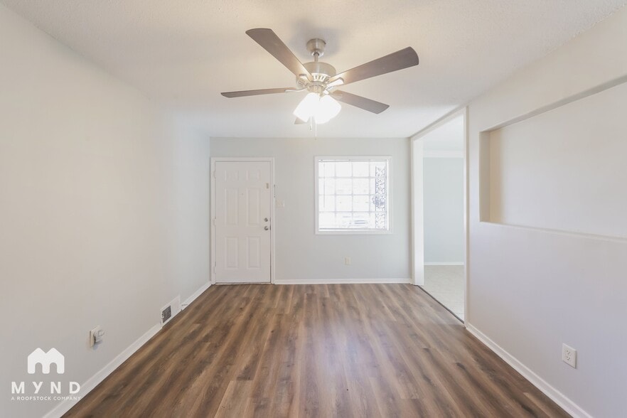 Building Photo - 8311 Whitehead Dr