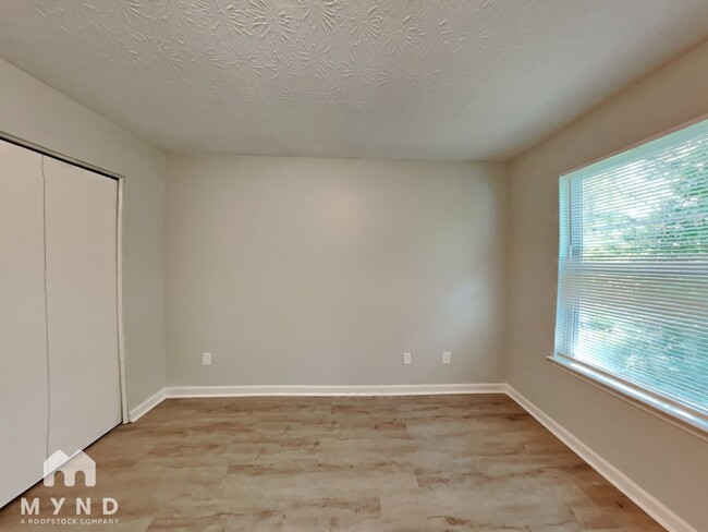 Building Photo - 5455 Fox Haven Trail