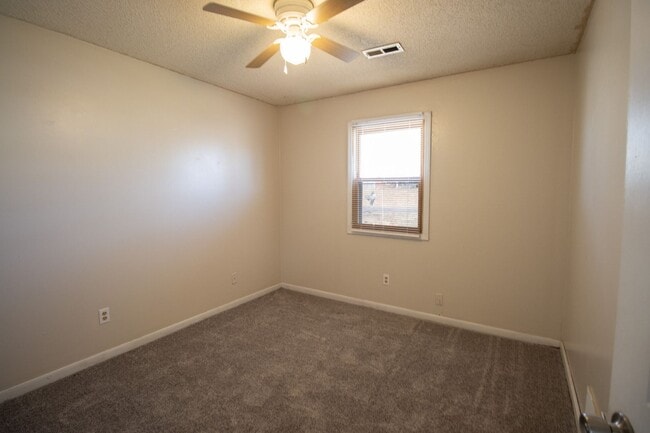 Building Photo - 3604 Greeley Dr