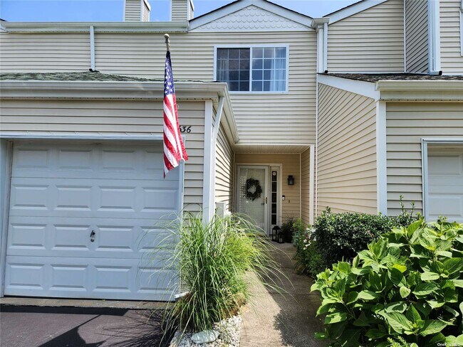 Primary Photo - 336 Prairie Ct