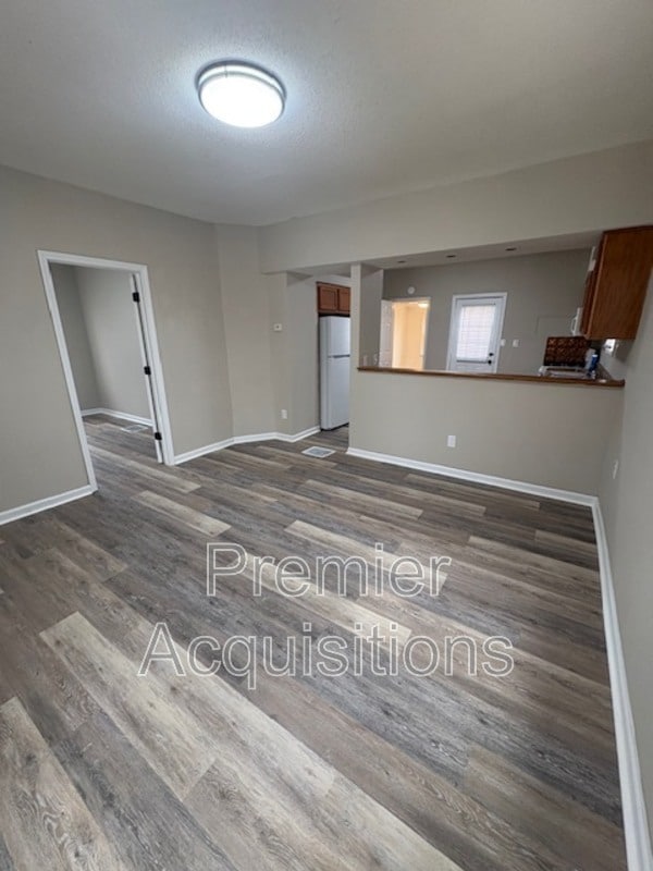 Building Photo - 2309 Locust Ave