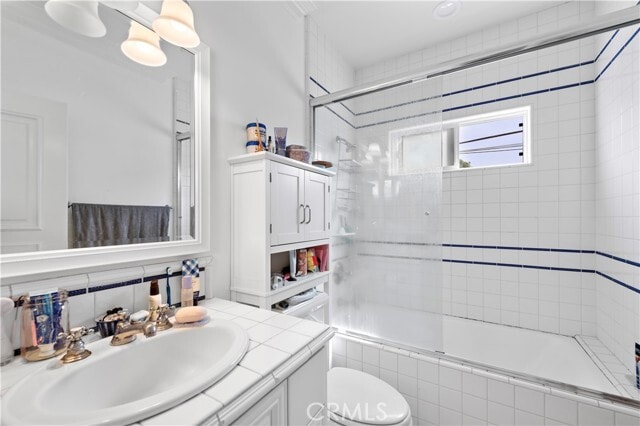 Building Photo - 414 Carnation Ave