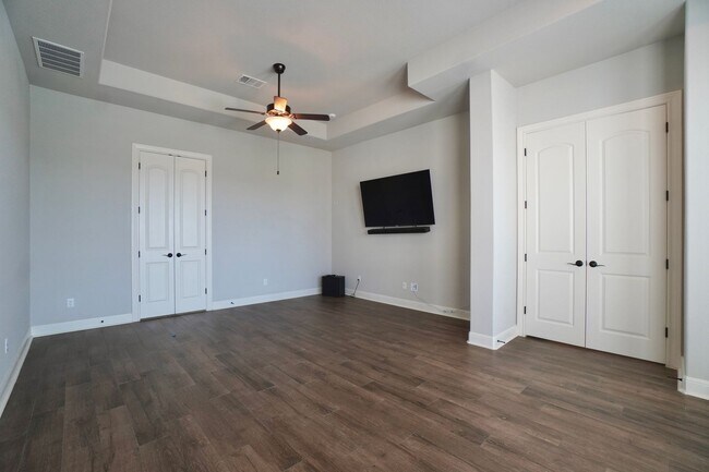Building Photo - 2209 Milan Meadows Dr