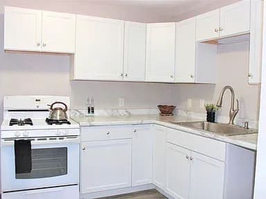 Building Photo - 1421 N Adams St