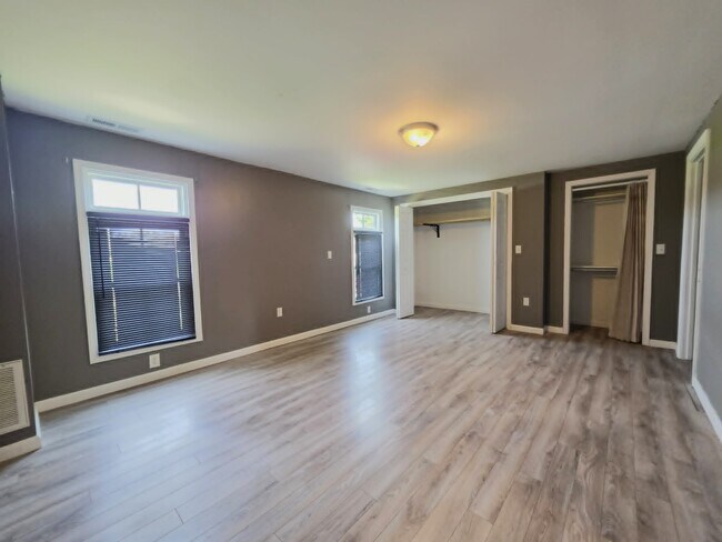 Building Photo - 25711 Delmar Rd