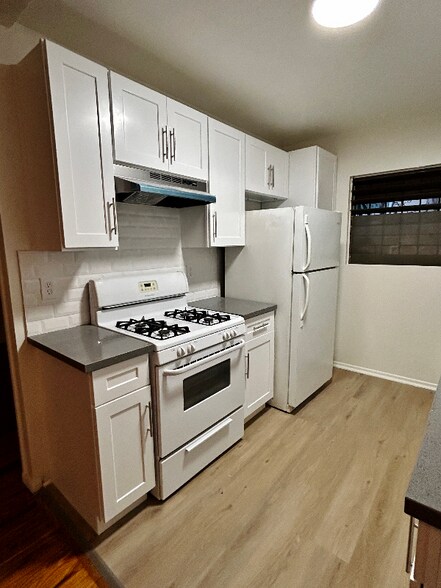 Building Photo - 1231 Formosa Ave