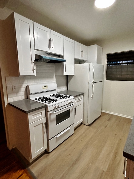 Building Photo - 1231 N Formosa Ave