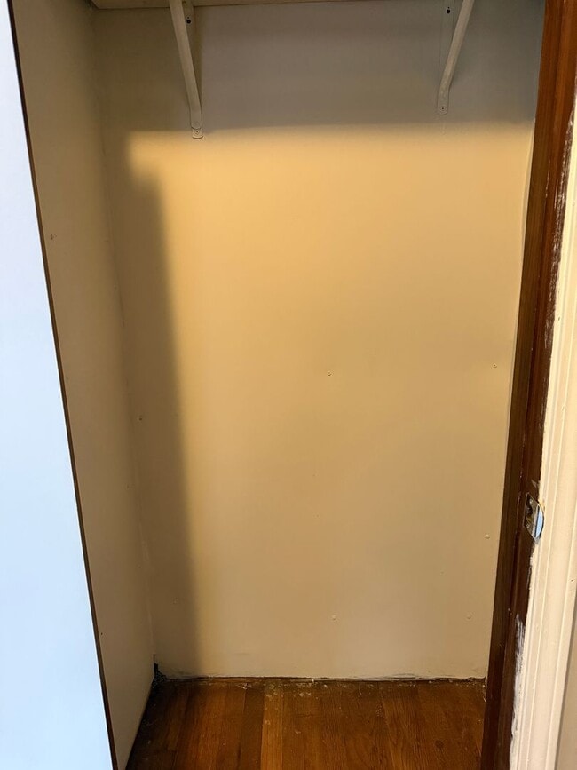 Building Photo - Great 3 bedroom Craftsman in Paducah for rent